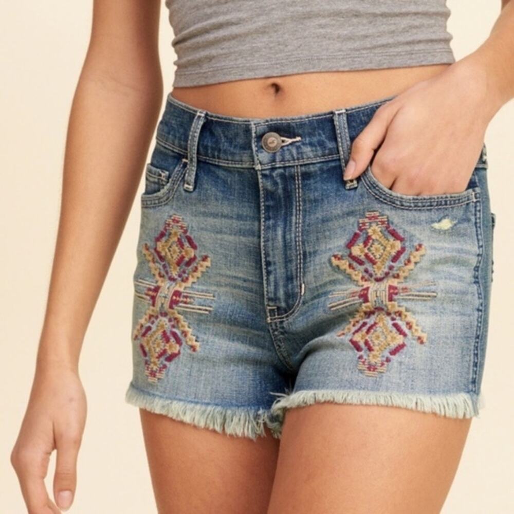 Hollister Denim Shorts Women 1 W25 Blue Embroidered High Rise Frayed Distressed